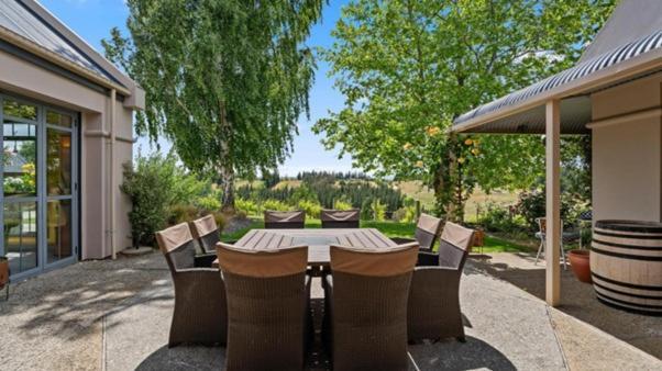 Hawkdun Rise Vineyard & Accommodation Alexandra Buitenkant foto